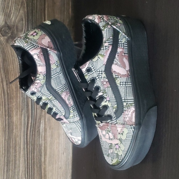 New Vans Old Skool Stackform Womens Platform Shoes Size 7 Floral Tapestry Goth - Picture 1 of 11